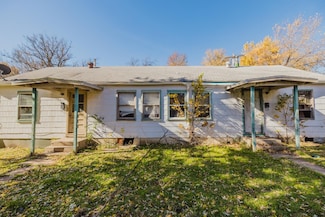 3958 E Cessna Dr, Wichita, KS 67210