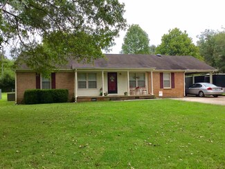 529 Janet Rd, Bolivar, TN 38008