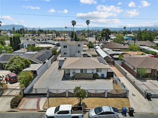 11254 Keswick St, Sun Valley, CA 91352