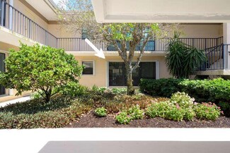 18 Turtle Creek Dr Unit B, Tequesta, FL 33469