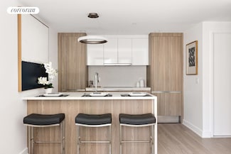 27-09 40th Ave Unit 3 A, Long Island City, NY 11101