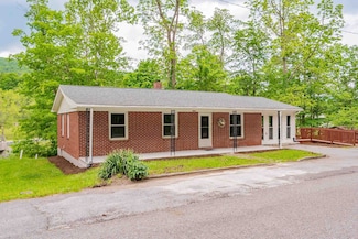 51 Bears Trail, Bastian, VA 24314