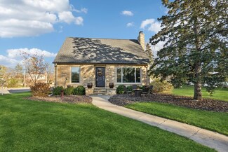 145 11th Ave N, Hopkins, MN 55343