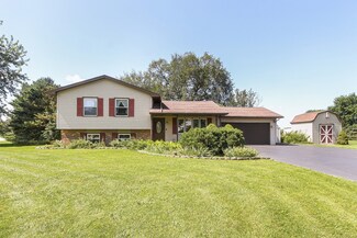 0N900 Probst Ct, Maple Park, IL 60151