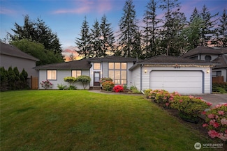 1925 Lenox Ct NW, Olympia, WA 98502