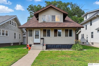 1620 Evans St, Omaha, NE 68110