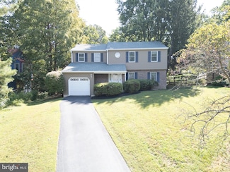 947 Caledonia St, Philadelphia, PA 19128