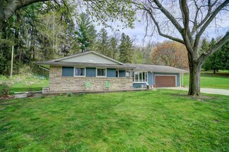 8778 Sherwood Forest Ln, Cross Plains, WI 53528