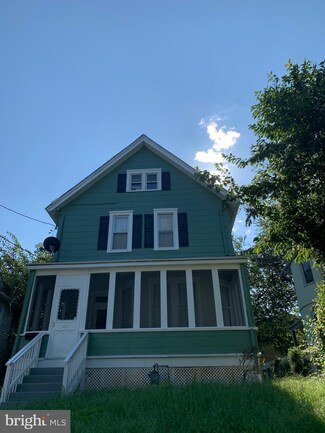 220 Clifton Ave, Sharon Hill, PA 19079