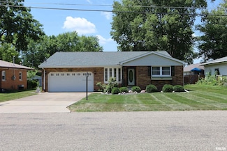 307 N Toepfer St, Tremont, IL 61568