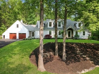2 Washington Rd, Atkinson, NH 03811
