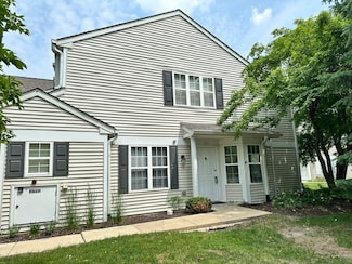2212 Waterleaf Ct Unit 101, Naperville, IL 60564