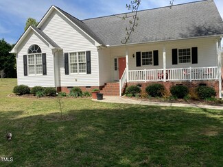 126 W Quail Ridge Rd, Oxford, NC 27565