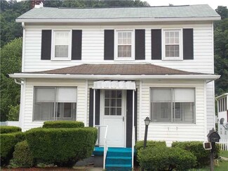 428 1st Ave, Sutersville, PA 15083