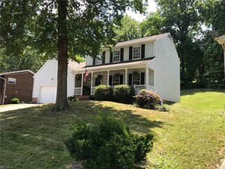 1004 51st St, Vienna, WV 26105