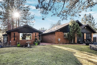 20409 Pine Vista Dr, Bend, OR 97702