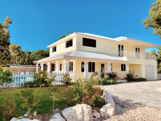 154 Carroll St, Islamorada, FL 33036