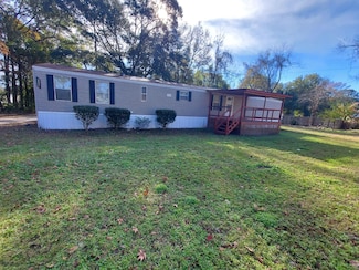 2221 Rifle Range Rd, Mount Pleasant, SC 29466