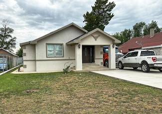714 S Baylor St, Perryton, TX 79070