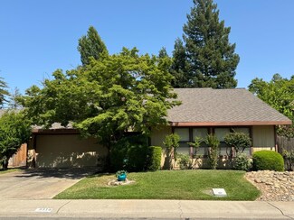 3316 Oak Stream Ct, Carmichael, CA 95608