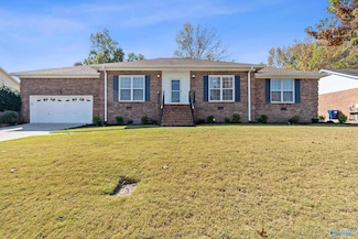 9622 Waldrop Dr SE, Huntsville, AL 35803