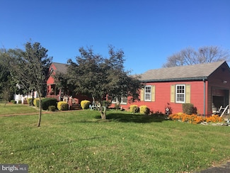 15 Front St, Wyoming, DE 19934