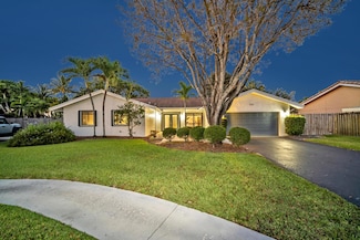 5331 SW 19th St, Plantation, FL 33317