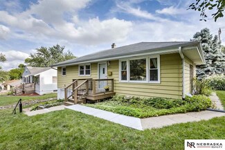 3217 Cornhusker Dr, Omaha, NE 68124