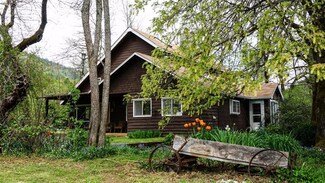 31302 Cow Creek Rd, Glendale, OR 97442