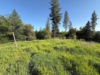 19810 Grizzly Creek Rd, Nevada City, CA 95959