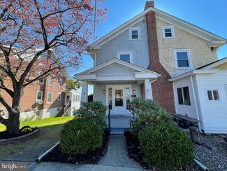 324 Chestnut St, Spring City, PA 19475