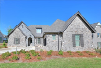 1637 James Burt Pkwy, Auburn, AL 36830