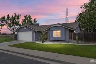 11617 Cactus Dr, Bakersfield, CA 93312