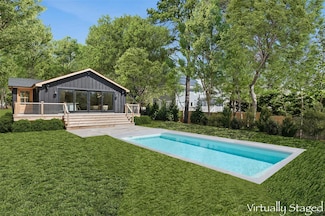 20 Boatheaders Ln N, East Hampton, NY 11937