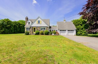 165 E Main Rd, Little Compton, RI 02837