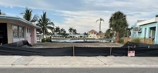 11075 3rd St E, Treasure Island, FL 33706