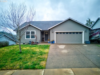 644 NE Cummins St, Roseburg, OR 97470