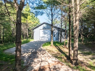 7720 Rock Pine Ln, Egg Harbor, WI 54209