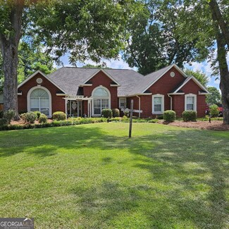 313 Victoria Cir, Warner Robins, GA 31088