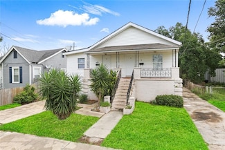 4967 Demontluzin St, New Orleans, LA 70122