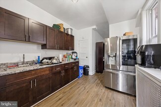 1913 Hart Ln, Philadelphia, PA 19134