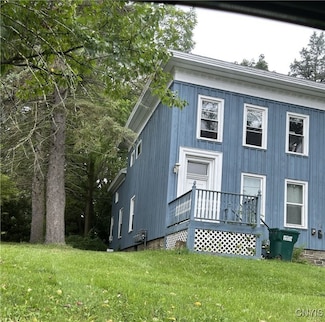 334 W 5th St, Oswego, NY 13126