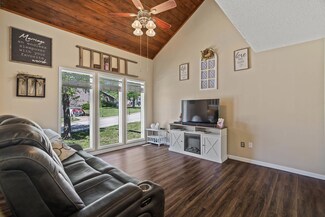 4507 Buggy Ln, Jefferson City, MO 65109
