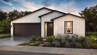613 W Woodlawn Ave Unit 17, Woodlake, CA 93286