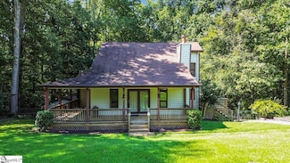 403 Park Cir W, Easley, SC 29642