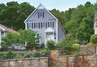 1593 Centre St, West Roxbury, MA 02132