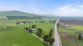 10580 Old Stage Rd, Porterville, CA 93257