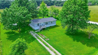 7459 E Mount Zion Church Rd, Hallsville, MO 65255