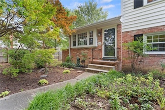 2411 Colwyn Rd, Henrico, VA 23229