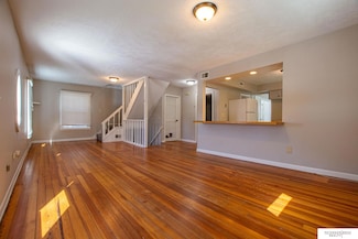 111 S 38th St, Omaha, NE 68131